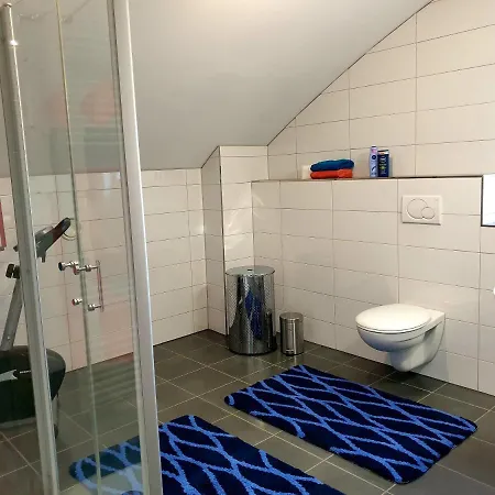 Moderne Ferien- & Business-penthouse-wohnung -grace Jones- Nahe Frankfurt * Kahl am Main