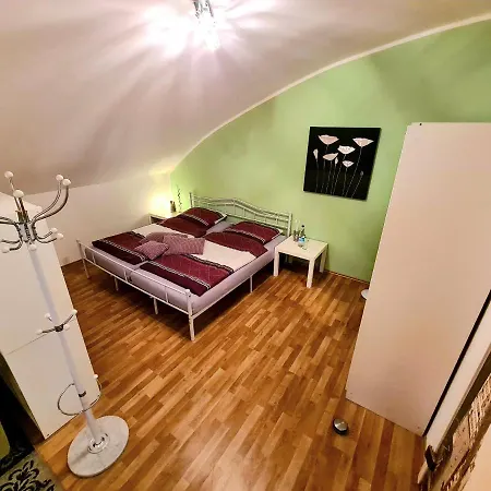 아파트 Moderne Ferien- & Business-penthouse-wohnung -grace Jones- Nahe Frankfurt Kahl am Main