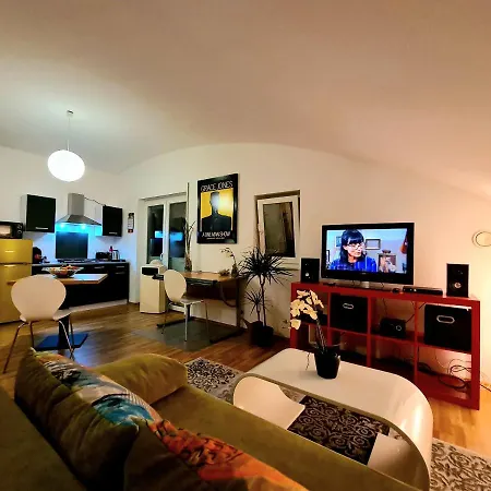 Moderne Ferien- & Business-penthouse-wohnung -grace Jones- Nahe Frankfurt 아파트 Kahl am Main