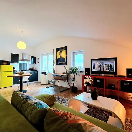 Moderne Ferien- & Business-penthouse-wohnung -grace Jones- Nahe Frankfurt 아파트